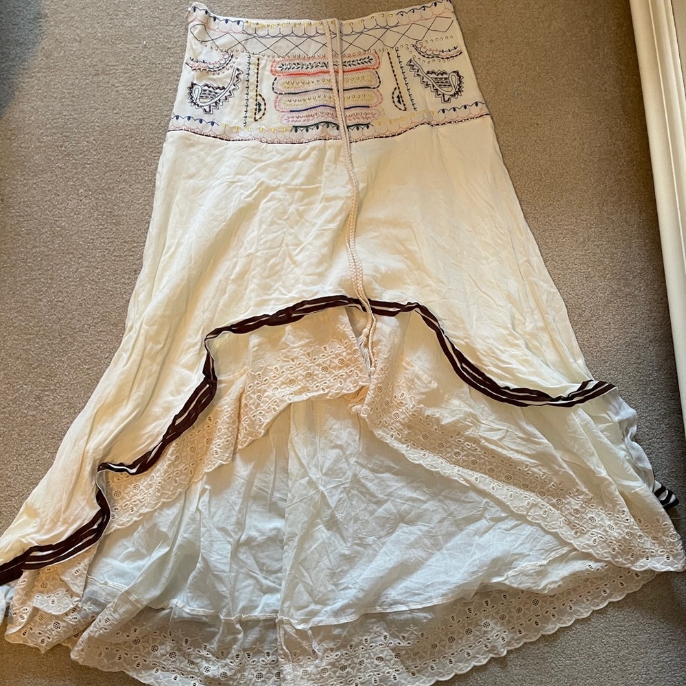 Super fun and beachy high low skirt